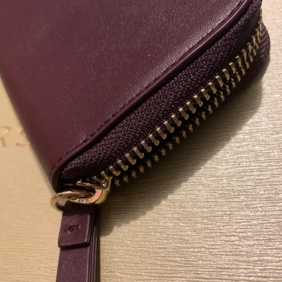 Versace Burgundy Medusa Zip Wallet - Picture 3 of 7